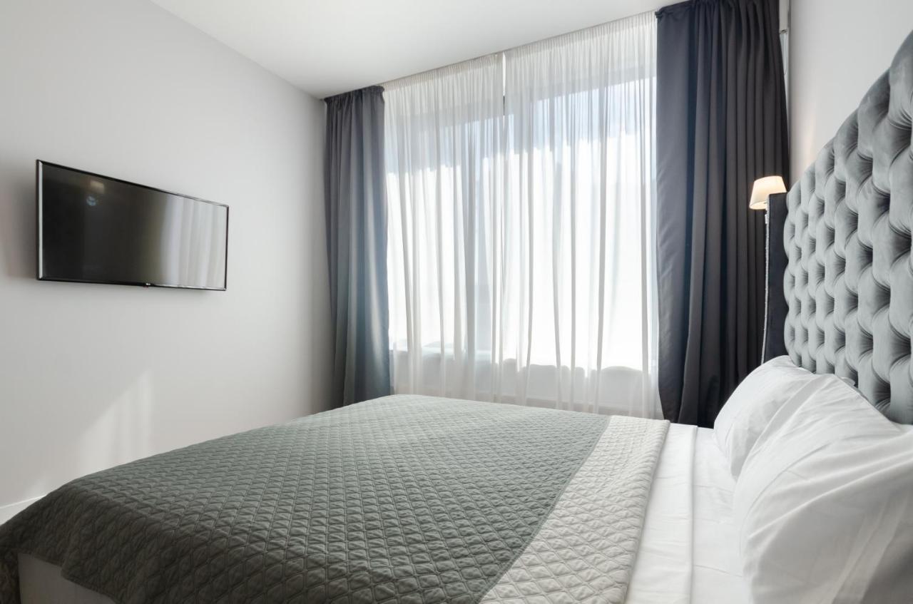 Petrovdom Apartment 77-94-59 In Rc Tetris Hall, Dilova Street 1-2 Kiev Exterior foto