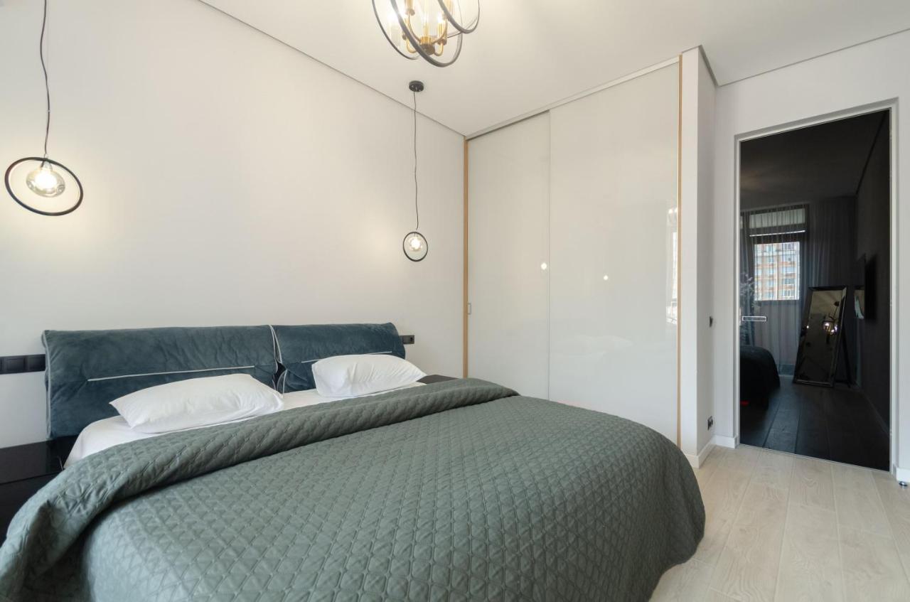Petrovdom Apartment 77-94-59 In Rc Tetris Hall, Dilova Street 1-2 Kiev Exterior foto