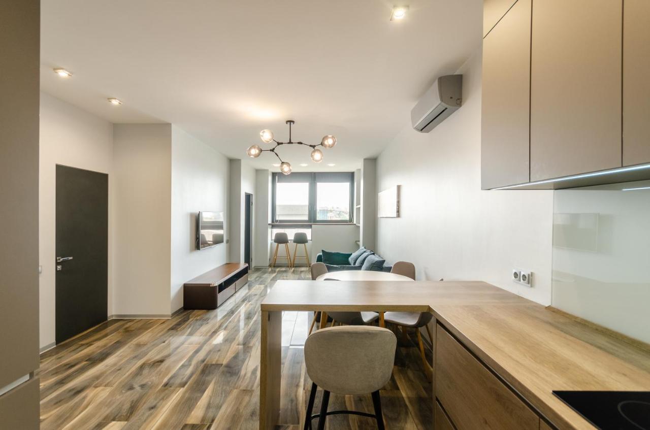 Petrovdom Apartment 77-94-59 In Rc Tetris Hall, Dilova Street 1-2 Kiev Exterior foto